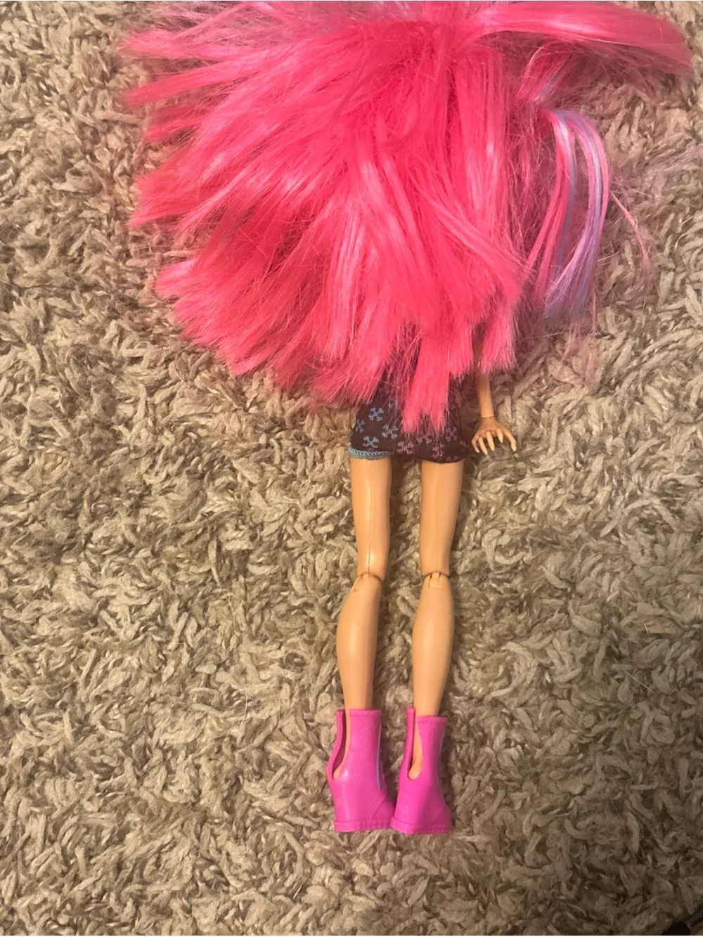 Monster High Creepateria Howleen Wolf Doll with Boots   Good used condition. Hai